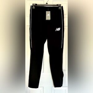 NWT NEW BALANCE All Motion Black and White Athletic Pants Size Small